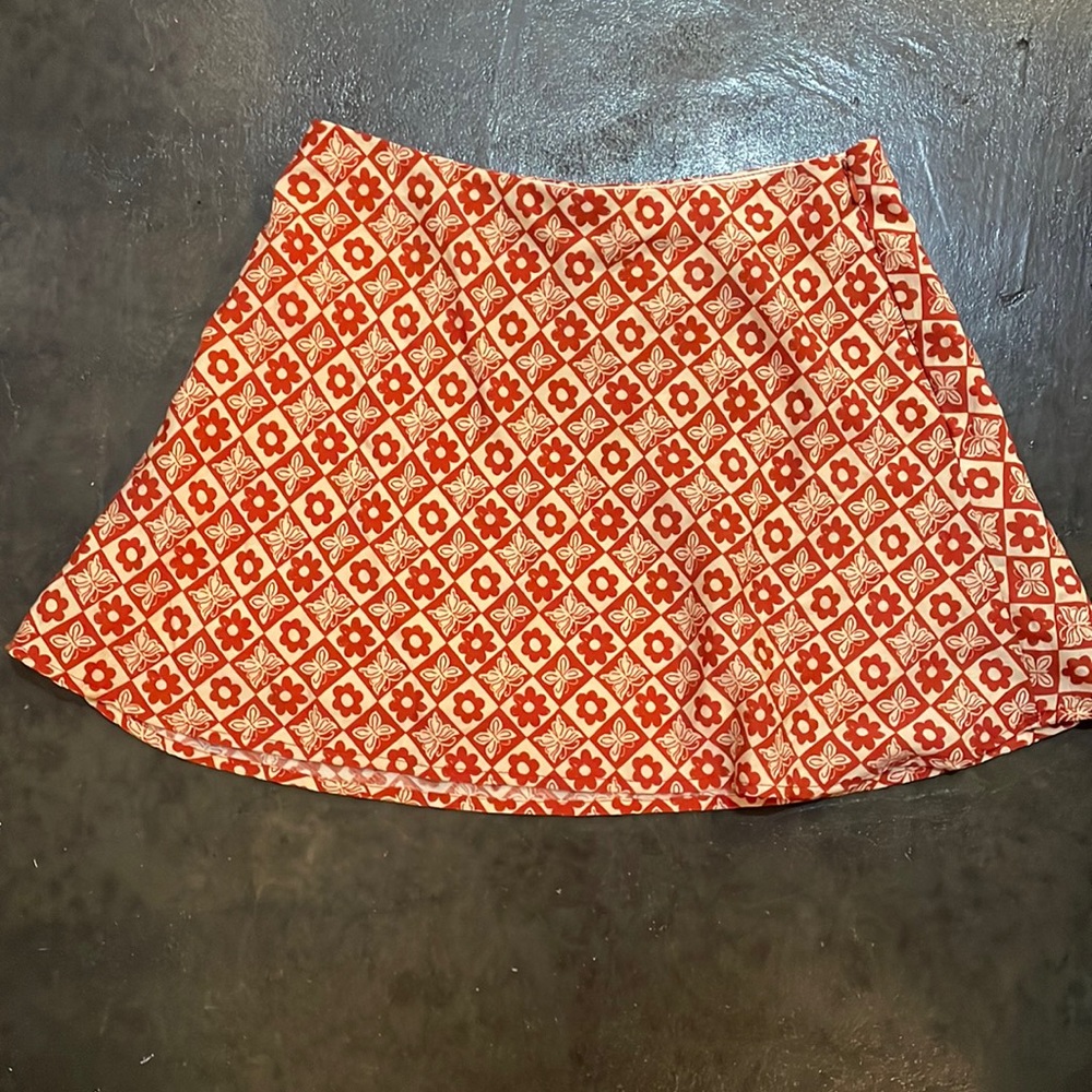 Size small, urban outfitters, never worn